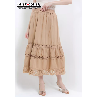 Icons  5.0 1 3 Tier Cotton Skirt W/ Lace. Estimasi Harga Rp. 567.000,- s/d Rp. 569.000,-