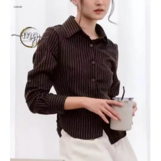 Luna Stripe Kemeja Fitted - Kemeja Wanita Fitted Stripe Salur Basic Casual. Estimasi harga Rp. 34.000,- sd Rp. 36.000,-